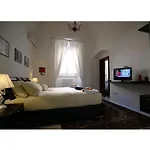 Casa Saint Patrick Dimora Del 1200 Bed & Breakfast Barletta