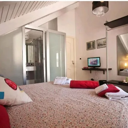 Bed & Breakfast Casa Saint Patrick Dimora Del 1200 3*