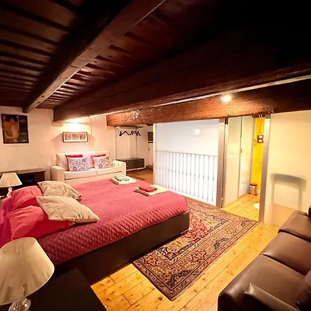 Casa Saint Patrick Dimora Del 1200 Bed & Breakfast 3*