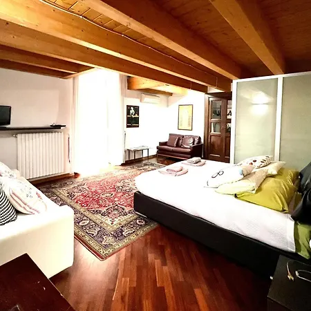 Bed & Breakfast Casa Saint Patrick Dimora Del 1200 3*